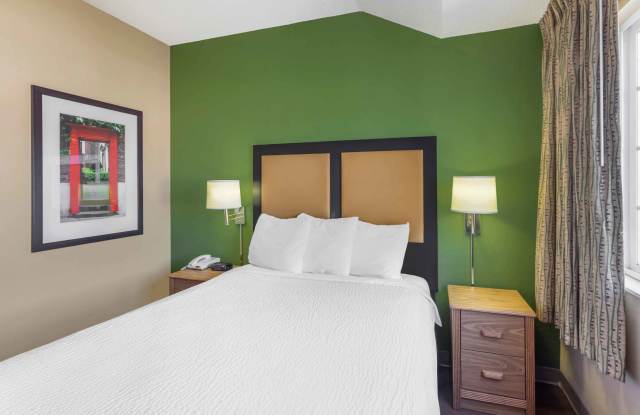 Furnished Studio - West Valley photos photos