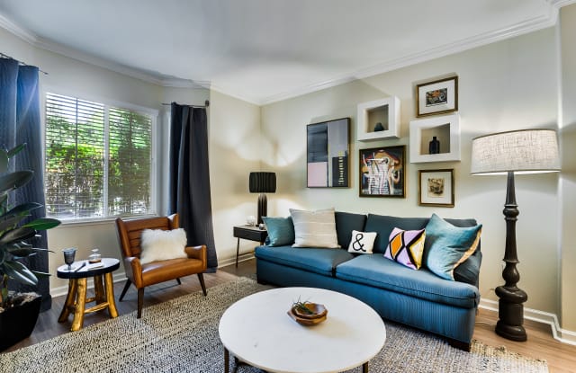 One Pearl Place Gallery 2