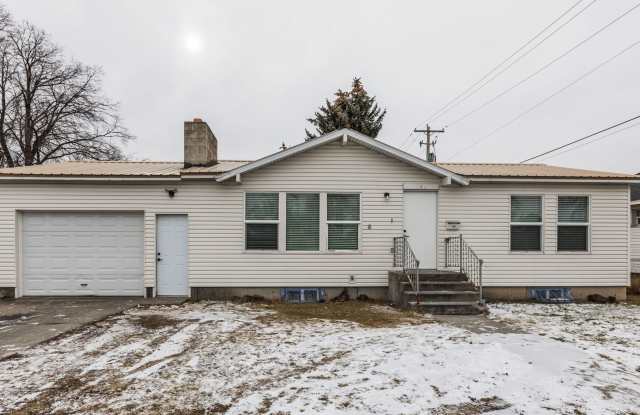 $300 off first month for February move-ins - New Renovation 2 Bed 1 Bath with partially finished basement photos photos