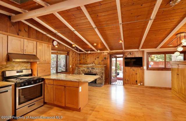 311 Midland Avenue photos photos