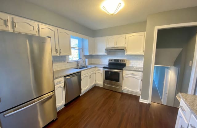 1209 N Purdom St - 1209 North Purdom Street, Olathe, KS 66061