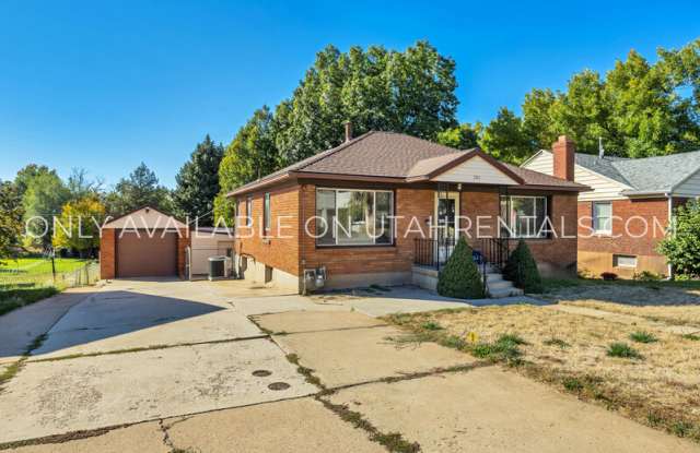3511 Eccles Ave photos photos
