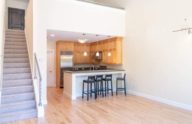 TWO WEEKS FREE! 2BR/1.5BA Super Spacious! Modern! Laundry! PROGRESSIVE photos photos