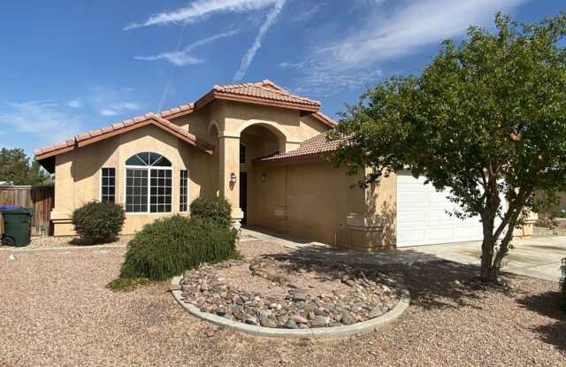 4 BEDROOM ADELANTO HOME - 18645 Laurie Lane, Adelanto, CA 92301 4 BEDROOM ADELANTO HOME - 18645 Laurie Lane, Adelanto, CA 92301