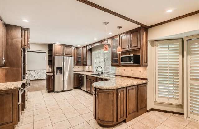 Stunning 5-Bedroom 4-Bathroom Home in Littleton! photos photos