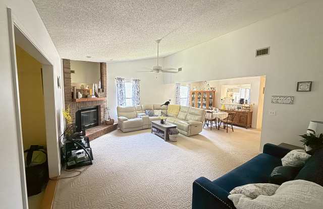 6124 Beechwood Dr photos photos