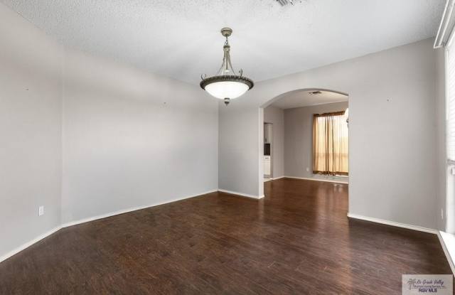 2784 WOODSIDE DR. Gallery 2