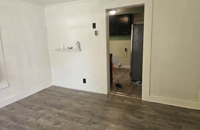 3403 Arlington Avenue photos photos