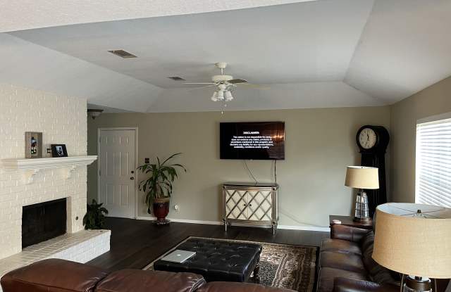 2813 Saba Ln - 2813 Saba Lane, Port Neches, TX 77651