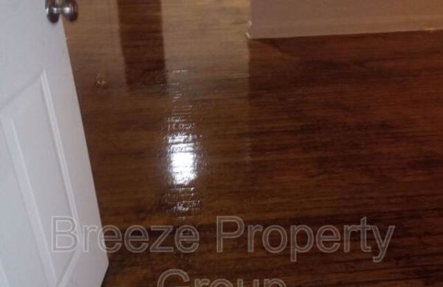 2920 Elm St photos photos