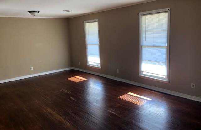 918 Eisenhower Dr. Gallery 4
