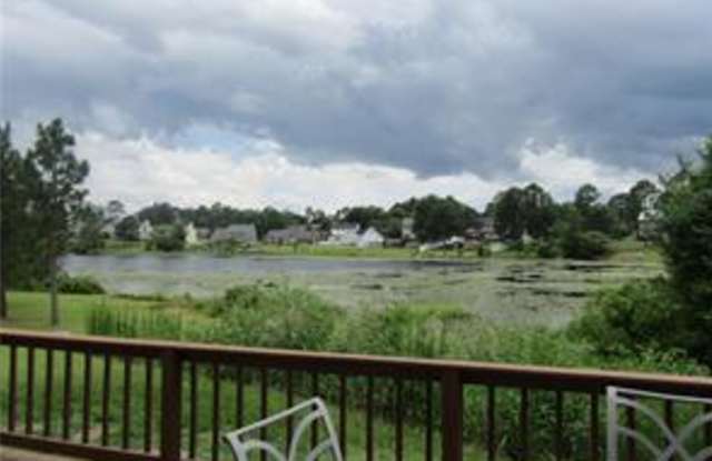 2823 Norcliff Drive Gallery 4