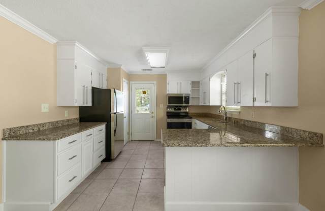 3 Bedroom 2.5 Bath House Gallery 4