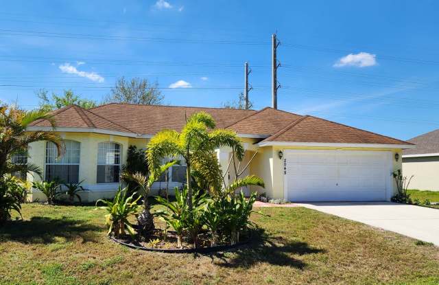 3 BR 2 BA 2 CG rental in western PSL photos photos