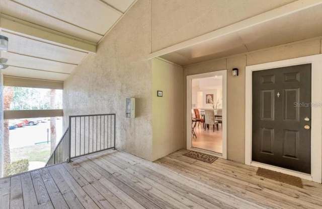 4017 CROCKERS LAKE Boulevard Gallery 1