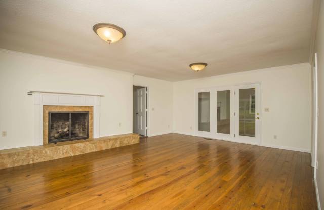 11144 Pleasant Forest Drive Gallery 2