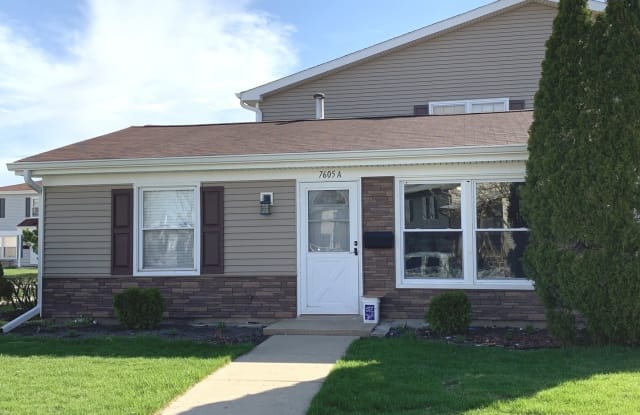 7605 Bristol Lane - 7605 Bristol Lane, Hanover Park, IL 60133
