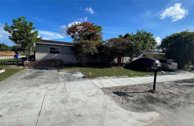 5900 Garfield St photos photos