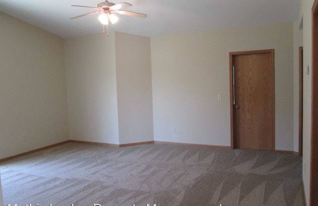 1716 Clover Gallery 2