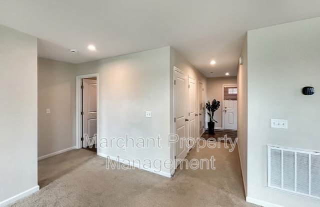 609 Glamis Court Gallery 3