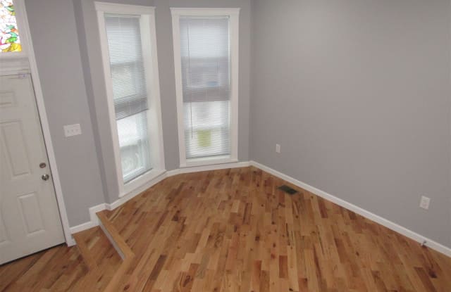 2108 North Fulton Avenue Gallery 3