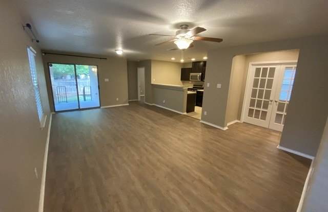 141 LONE STAR Gallery 3