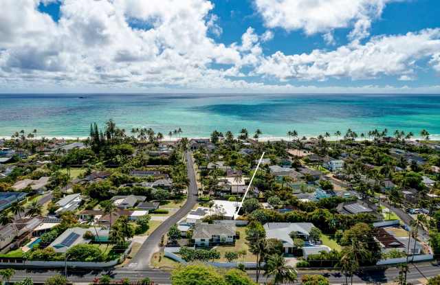 Mid-century modern Kalaheo Ave. Beach side w/HUGE walled yard  beach access photos photos