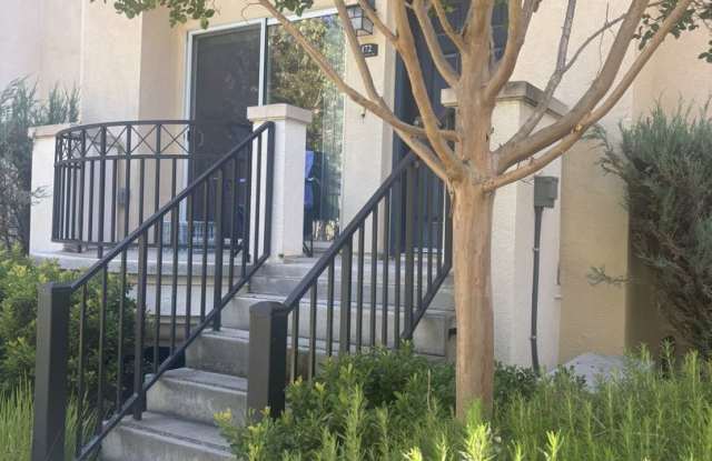 3 Bedroom 2.5 Home in Whisman Station close to Google/237/85/101 for easy commute! photos photos