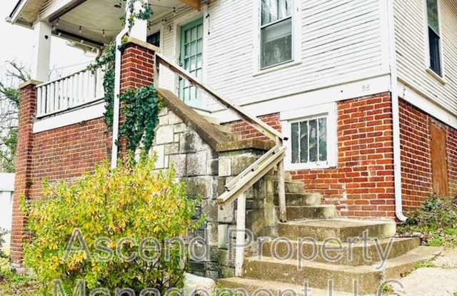 818 Gillespie Rd photos photos