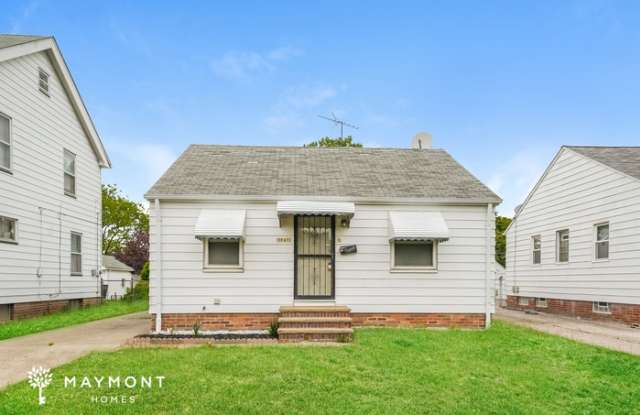 22471 Beckford Avenue photos photos