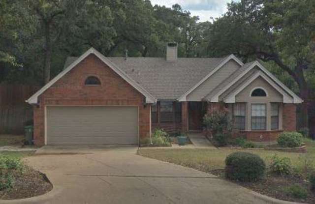 1225 Circle View Court - 1225 Circle View Ct, Grapevine, TX 76051