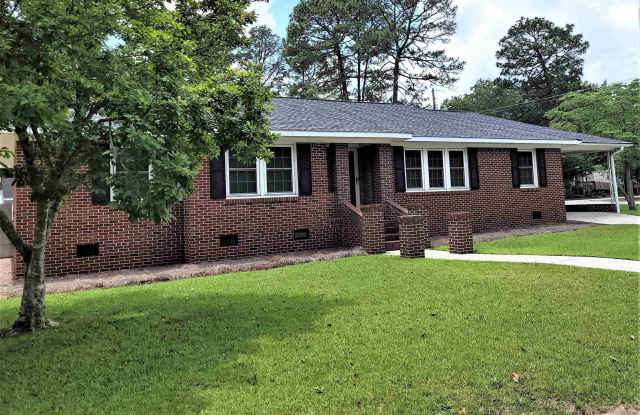 207 woodhaven Drive Gallery 4