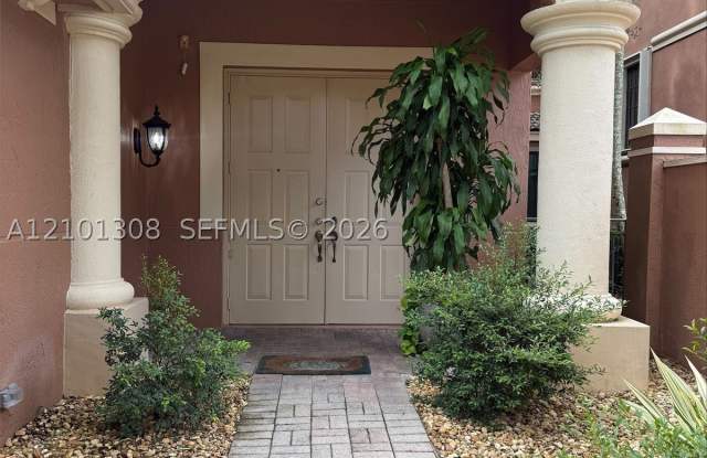 2835 Kinsington Cir Gallery 3