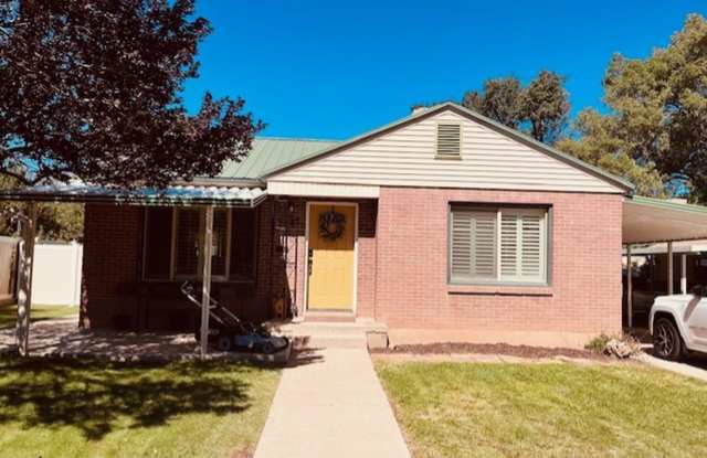Single Family Home close to SUU photos photos