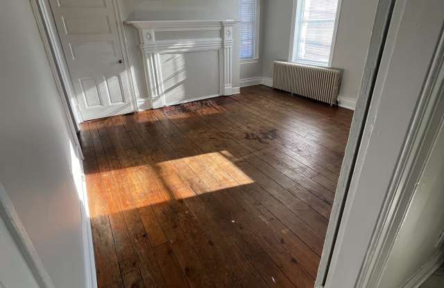 339 N. Loudoun St. #3 Gallery 3