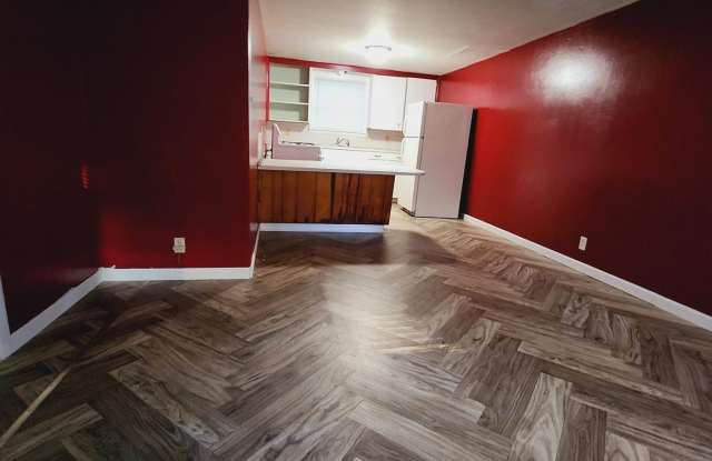 322 W Houston St - 322 West Houston Street, Jasper, TX 75951