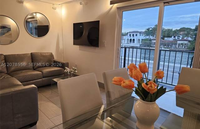 3605 Indian Creek Dr Gallery 2