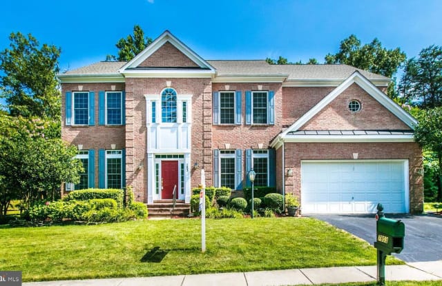7803 ROSE GARDEN LANE - 7803 Rose Garden Lane, West Springfield, VA 22153