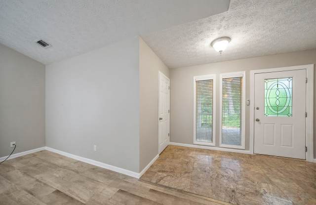 170 Cedar Trace Gallery 3