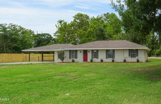5502 Coteau Road photos photos