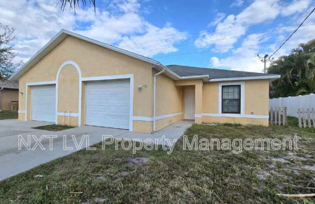 301 NE 24th Ave photos photos