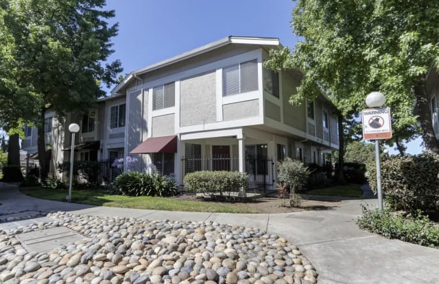 40 Muirfield Ct - 40 Muirfield Court, San Jose, CA 95116