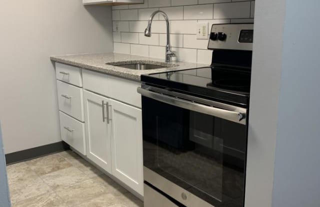 75 Blossom St. - 75 Blossom Street, Boston, MA 02114