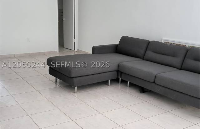 9455 Bay Harbor Ter Gallery 3
