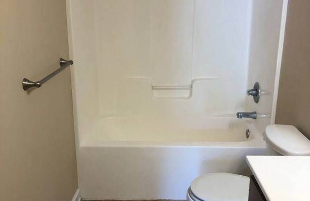 116 Ashwood Cir Gallery 3