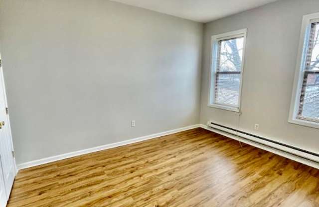 11 Garrison Ave 3C Gallery 2