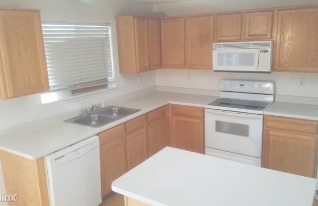 439 Hudson Ct Gallery 3