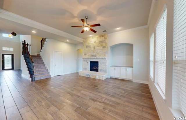 11907 Hollering Pass Gallery 3