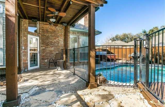 11008 Hermitage Ln Gallery 2
