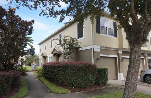 Excellent  Spacious 2/2 with 1 Car Garage at Broken Oaks photos photos